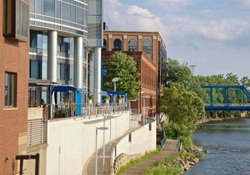 The Ultimate Guide to Airport Transportation in Kent County, Michigan
